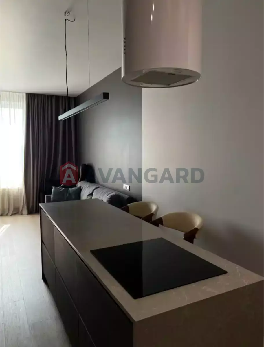 1 ��. ��������, 40/-/- ��. �., 8/19 ������ ���� 2