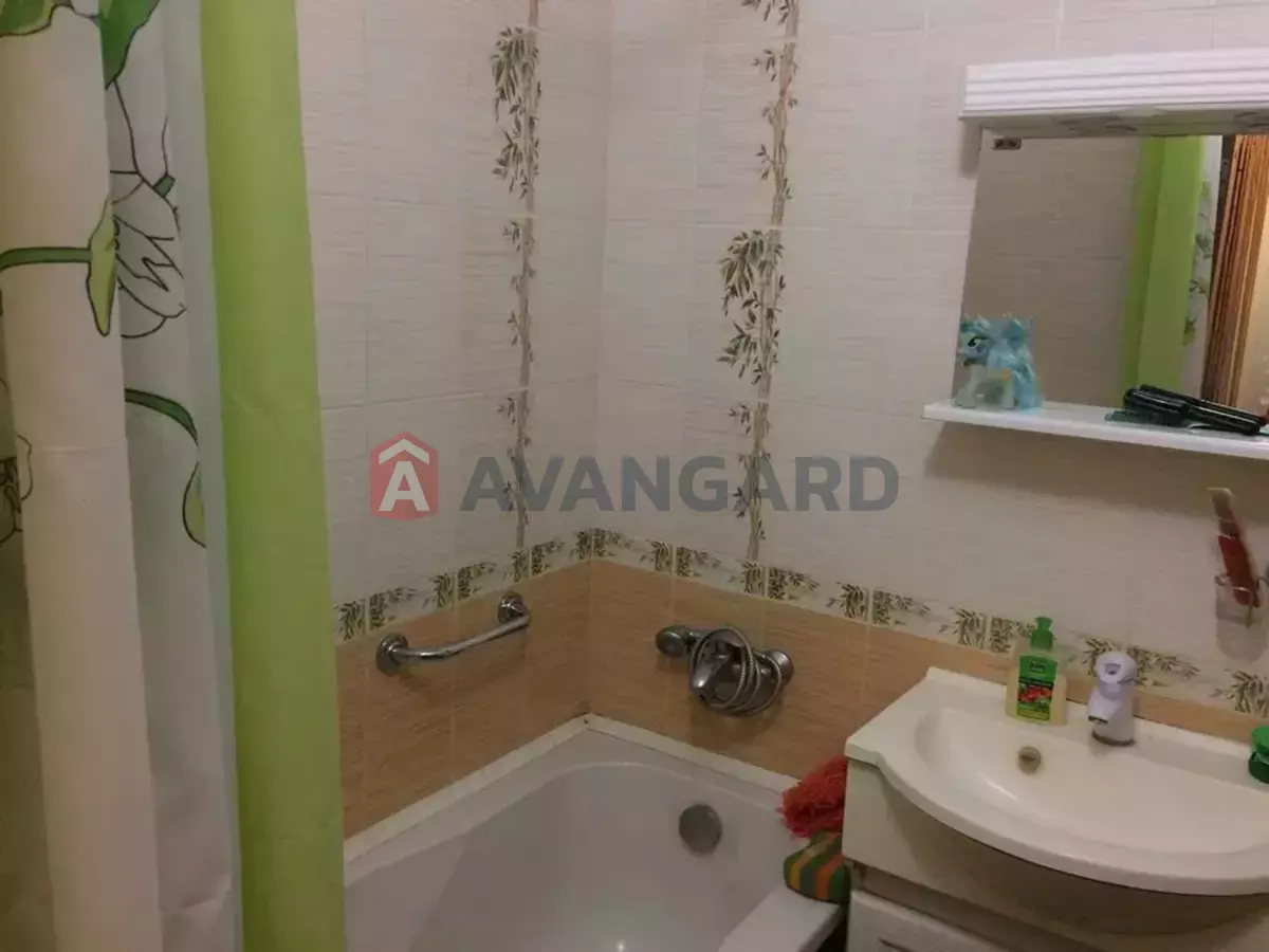 3 ��. ��������, 60/-/8 ��. �., 12/19 ������ ���� 1