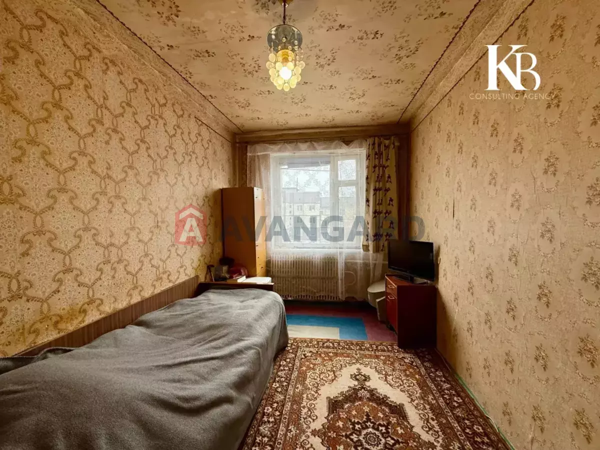 2 ��. ��������, 45/27/7 ��. �., 10/11 ������ ���� 15