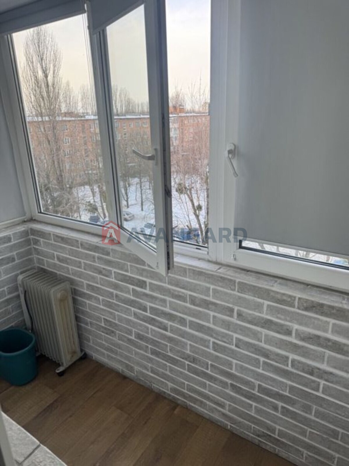 2 ��. ��������, 44/-/6 ��. �., 5/5 ������ ���� 3