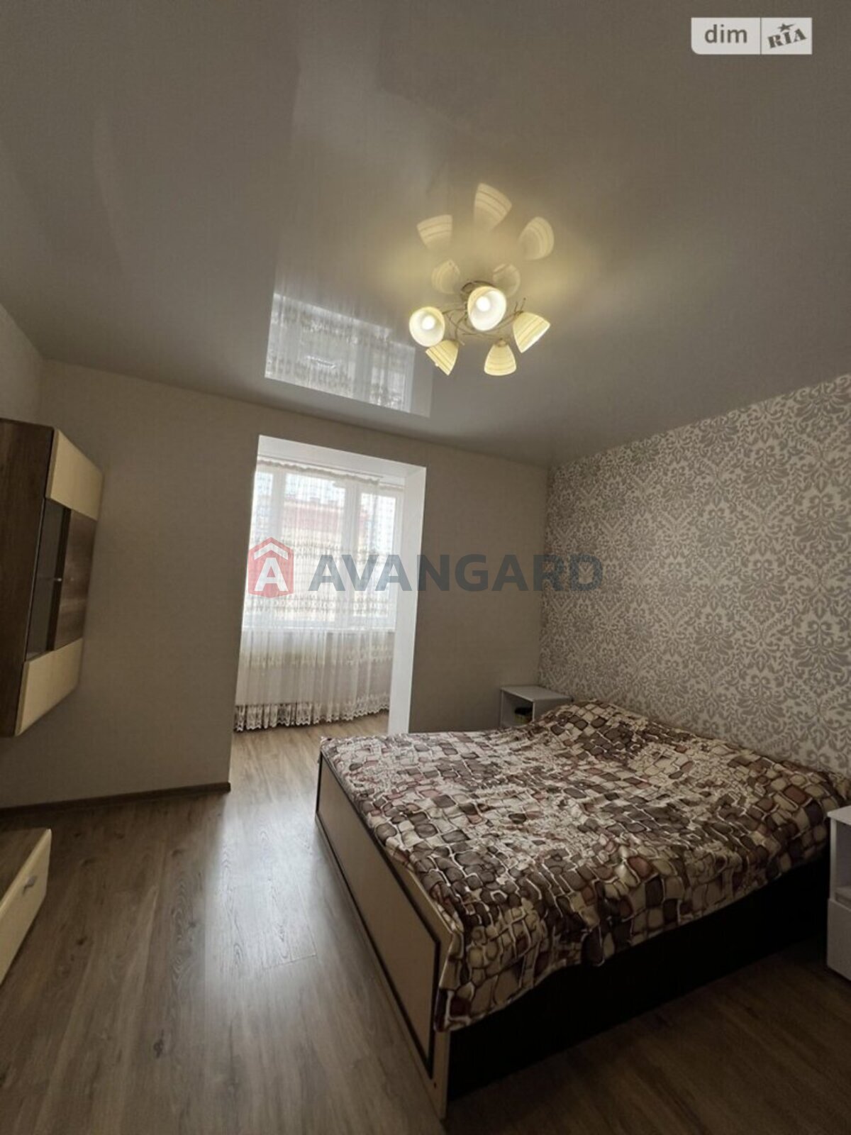 1 ����. ��������, 44/20.8/8.6 ��. �., 9/12 ���� ���� 17