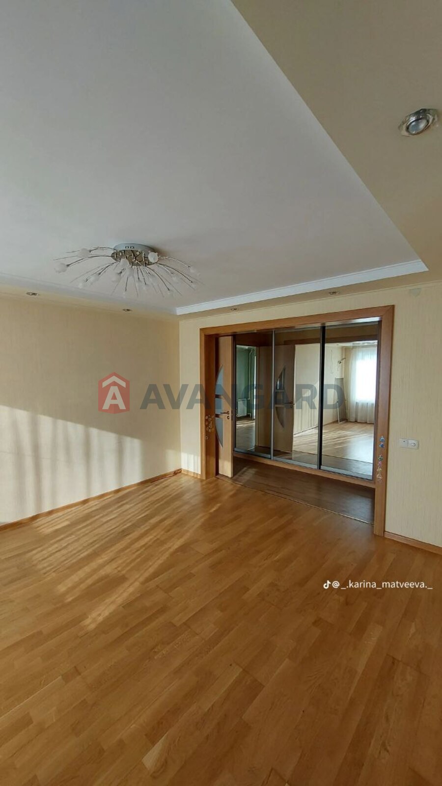 2 ��. ��������, 51/-/8 ��. �., 6/9 ������ ���� 4