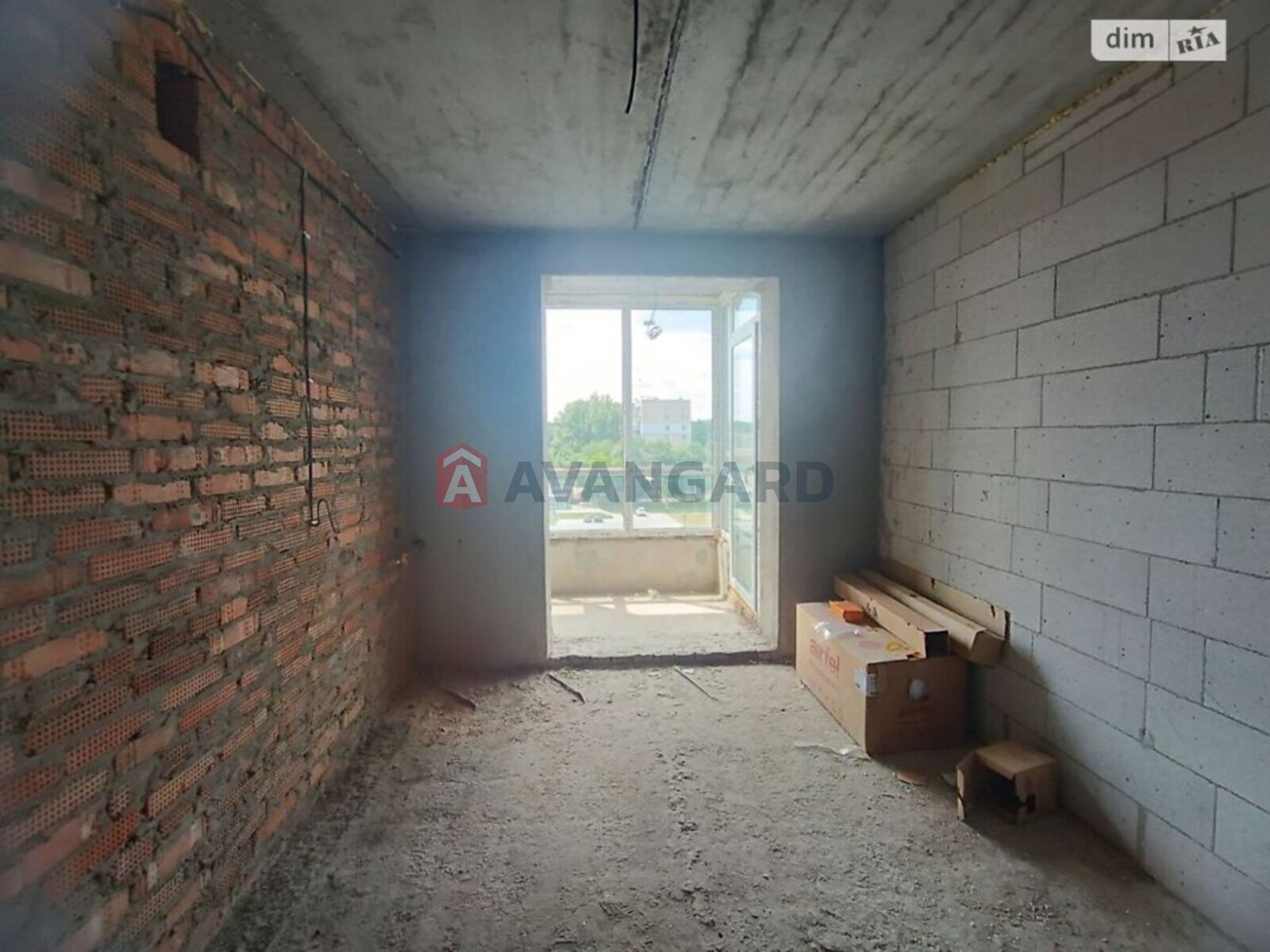 1 ��. ��������, 43/15/15 ��. �., 6/9 ������ ���� 13