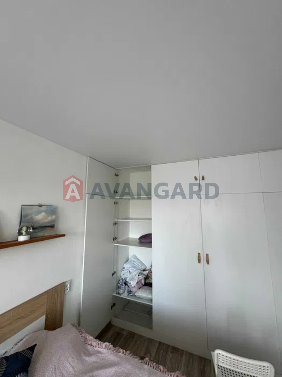 1 . , 30/-/7 . ., 6/9   9