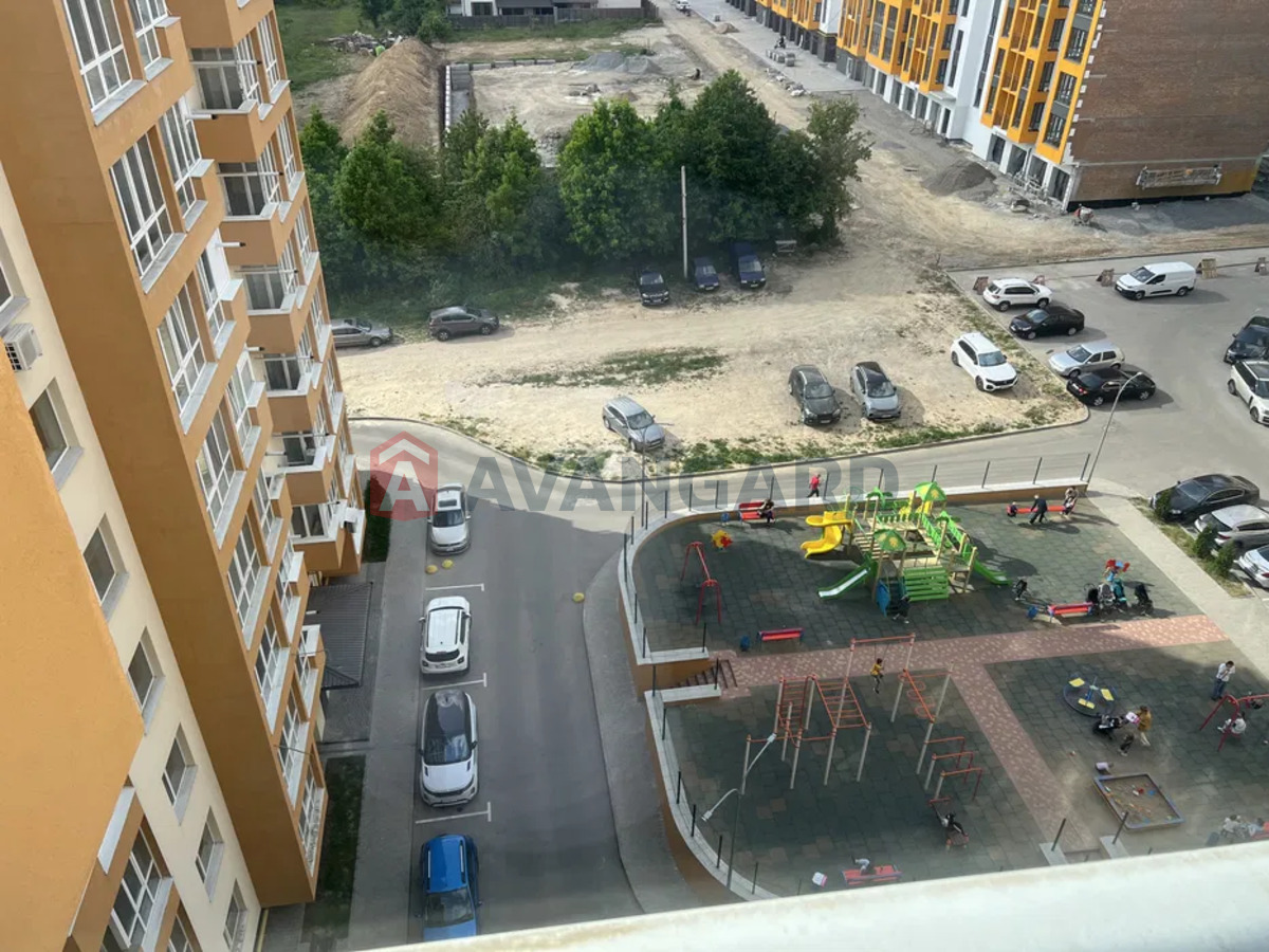 3 ��. ��������, 115/-/16 ��. �., 9/10 ������ ���� 13