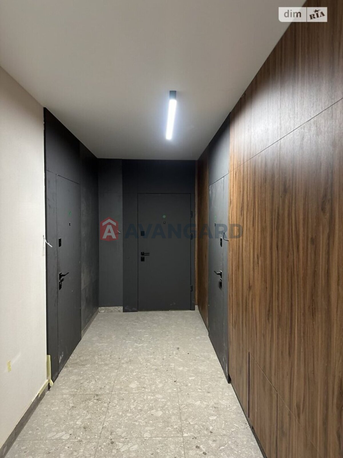 2 ����. ��������, 71/-/- ��. �., 1/10 ���� ���� 6