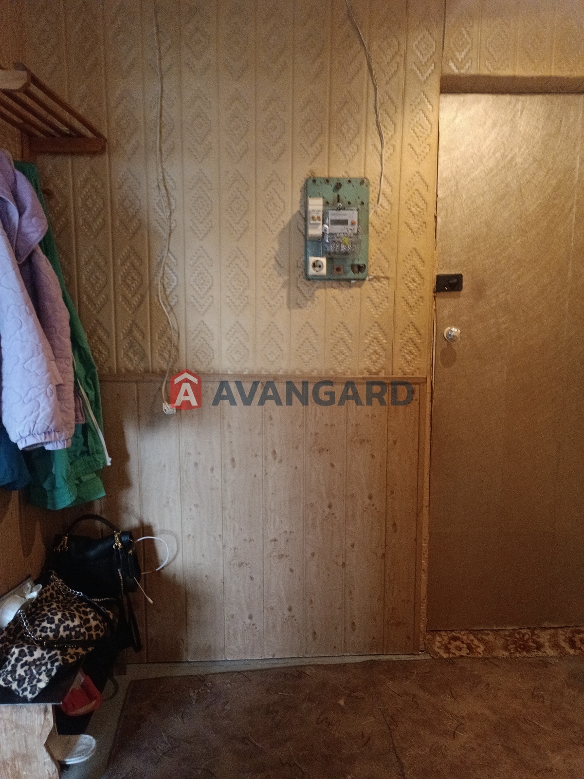 1 ��. ��������, 30,4/15,2/6,8 ��. �., 5/5 ������ ���� 12