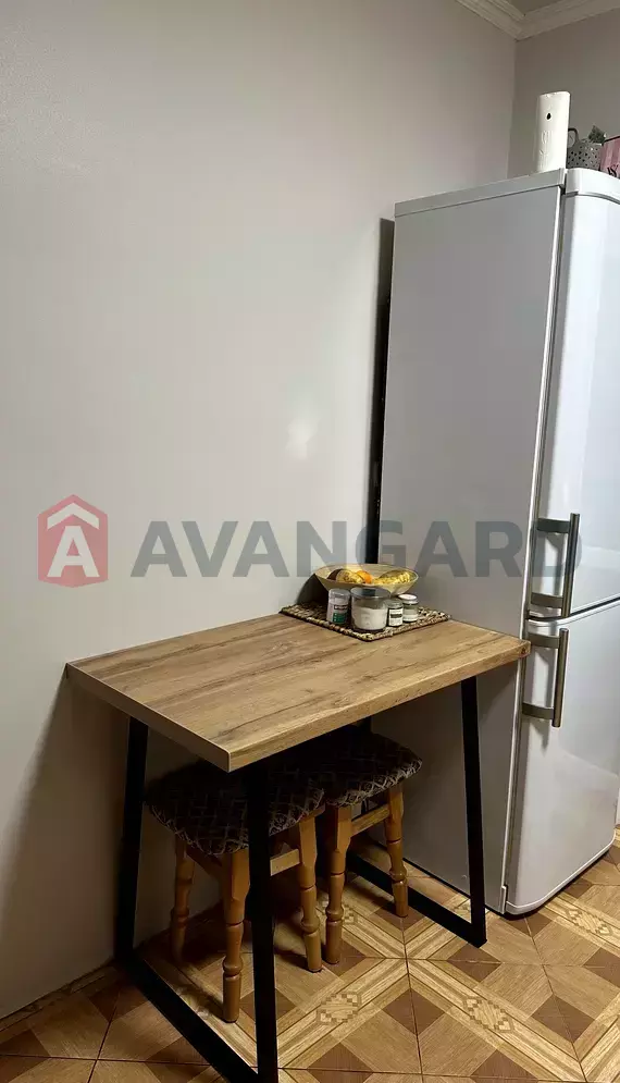 1 . , 39/-/8 . ., 2/9   9