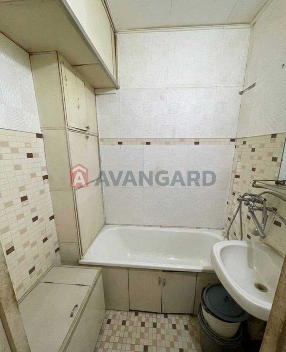 1 ��. ��������, 66/-/8 ��. �., 8/9 ������ ���� 10