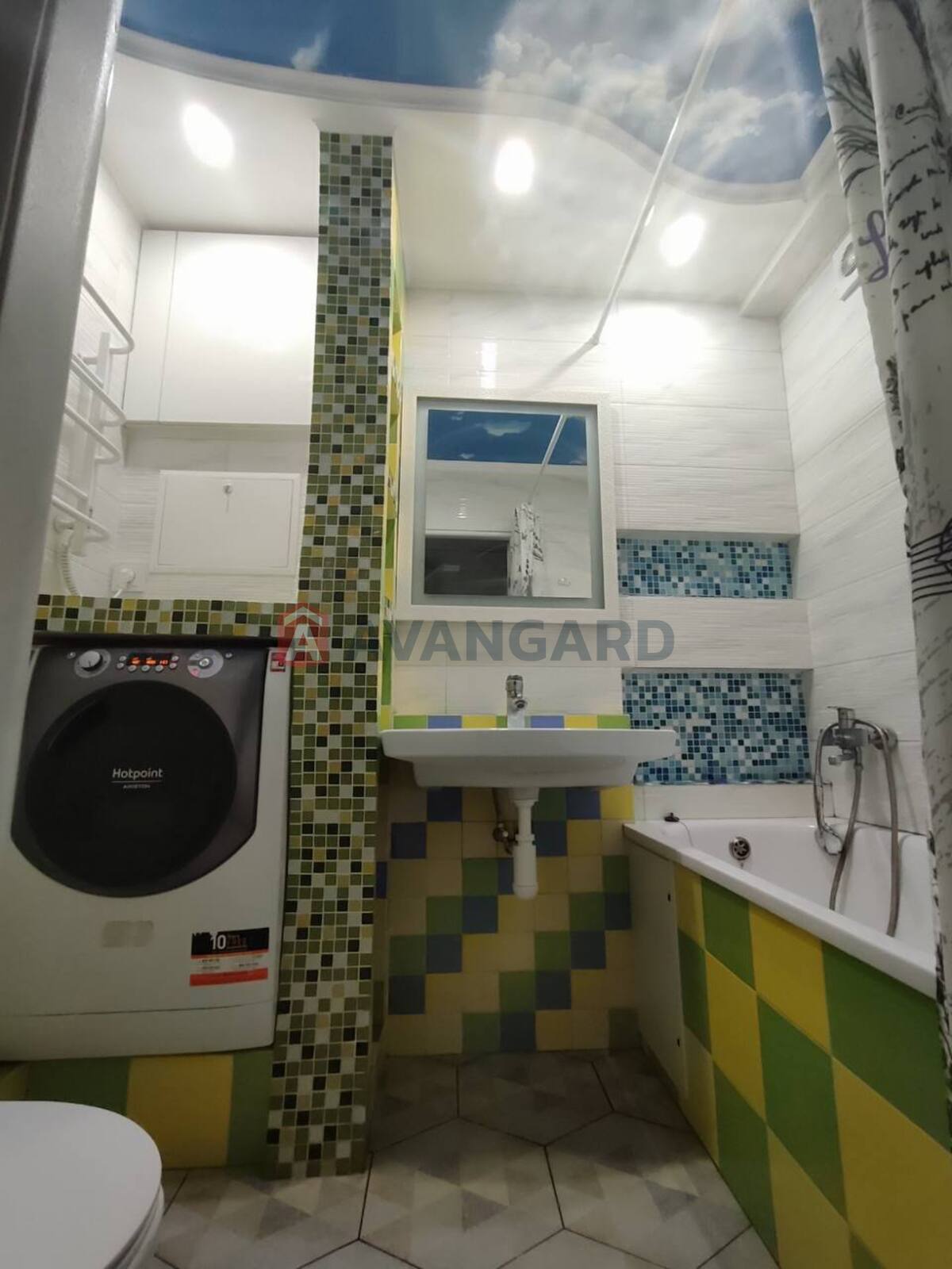 3 ��. ��������, 53.85/6.3/37.7 ��. �., 3/5 ������ ���� 2