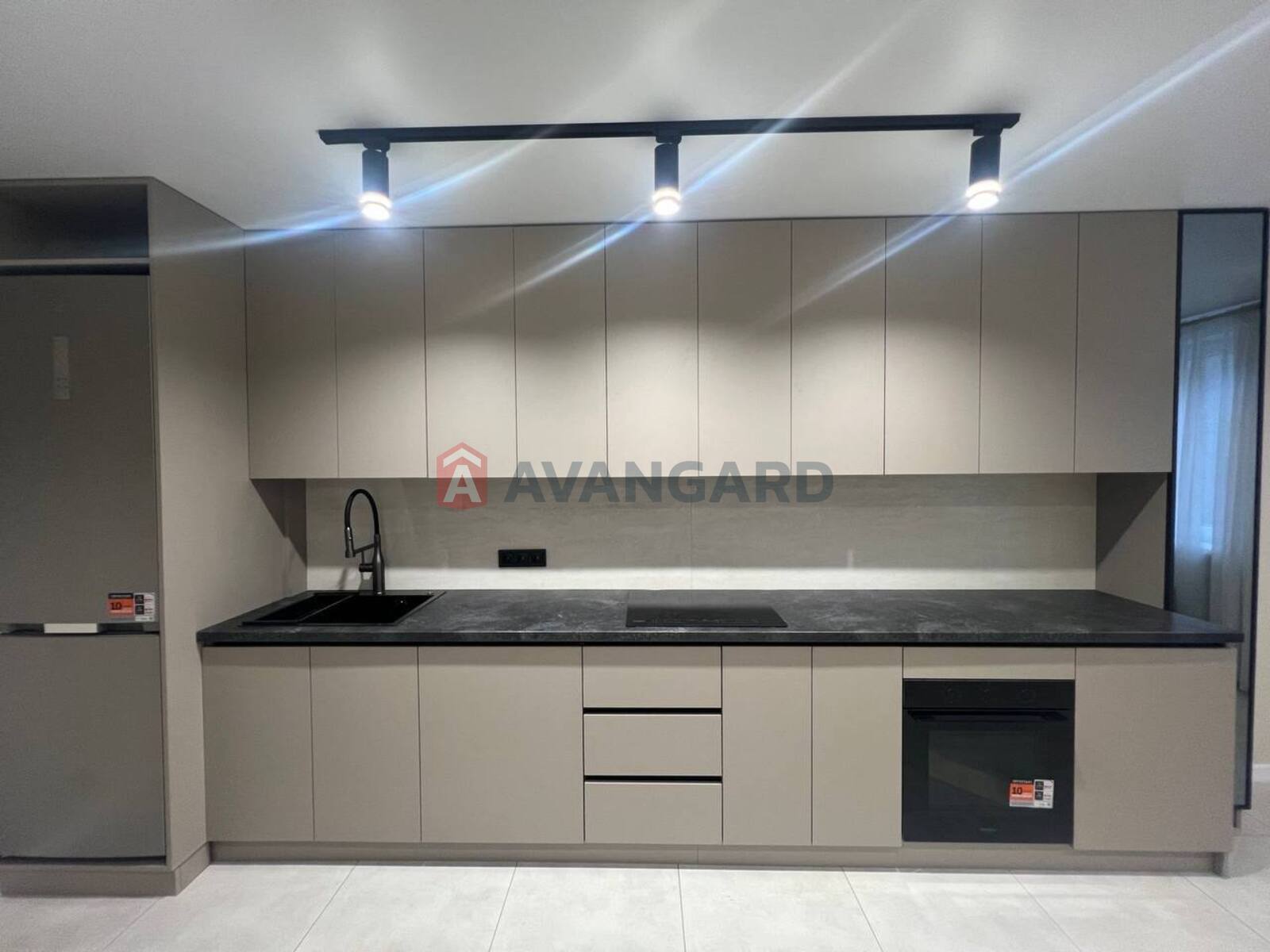 2 ��. ��������, 69/-/- ��. �., 2/10 ������ ���� 1