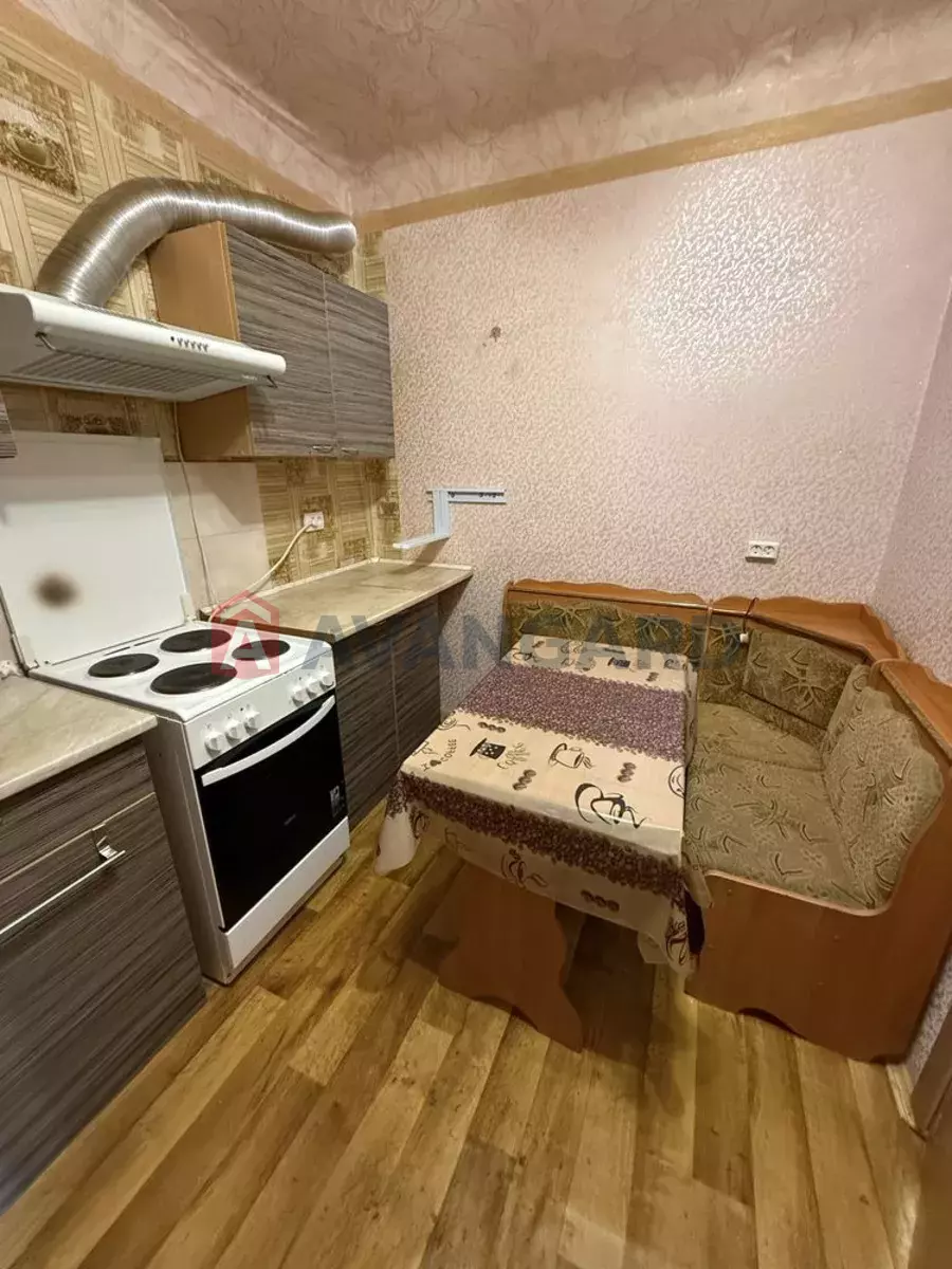 2 ��. ��������, 33/-/6 ��. �., 3/5 ������ ���� 2