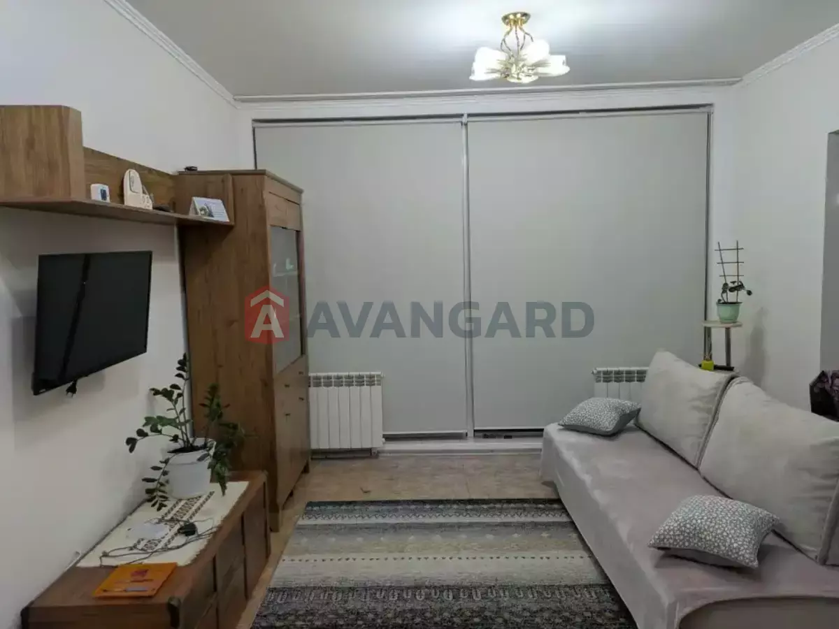 2 ��. ��������, 68/35/10 ��. �., 14/16 ������ ���� 3