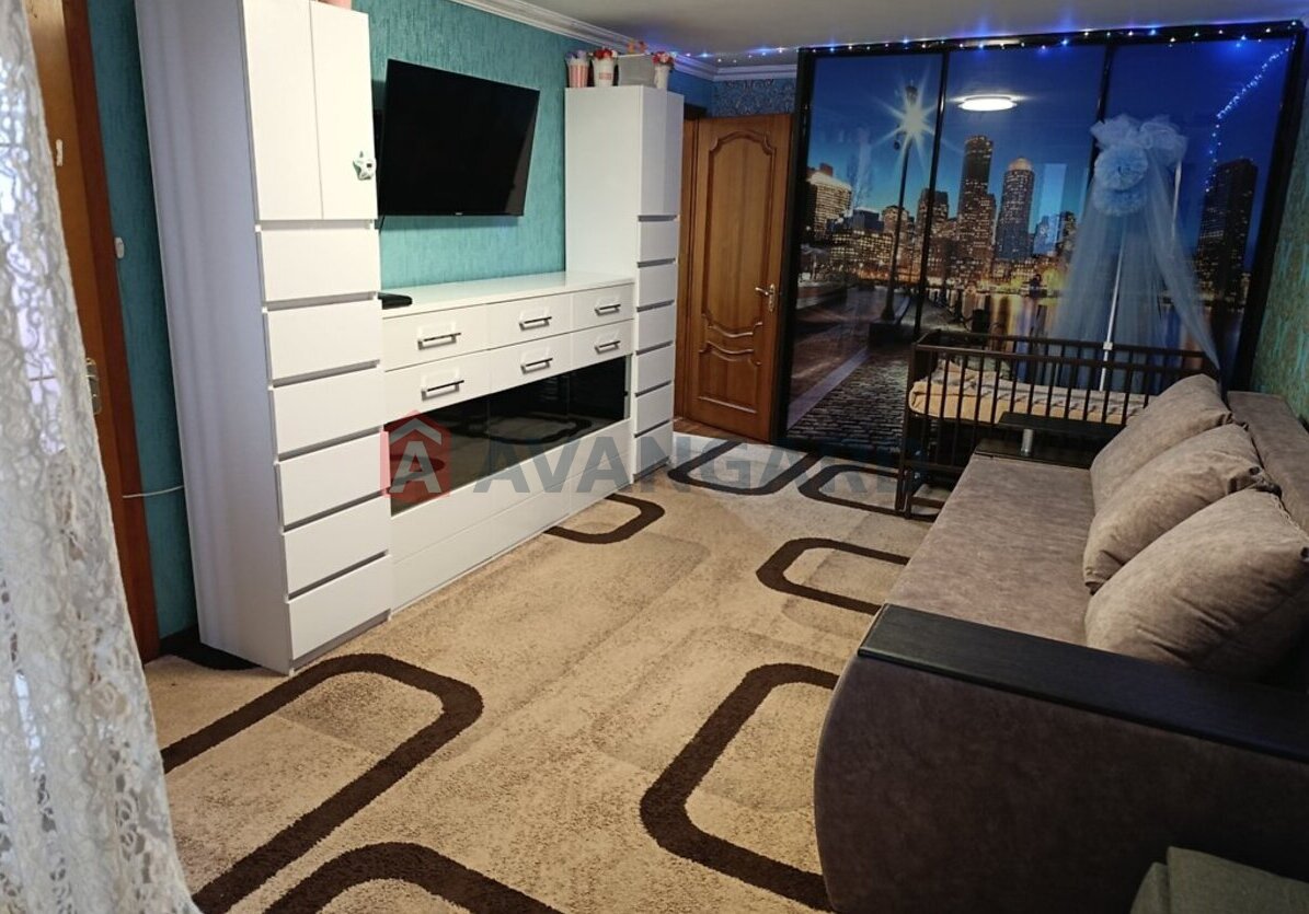 2 ����. ��������, 40/-/- ��. �., 1/5 ���� ���� 4