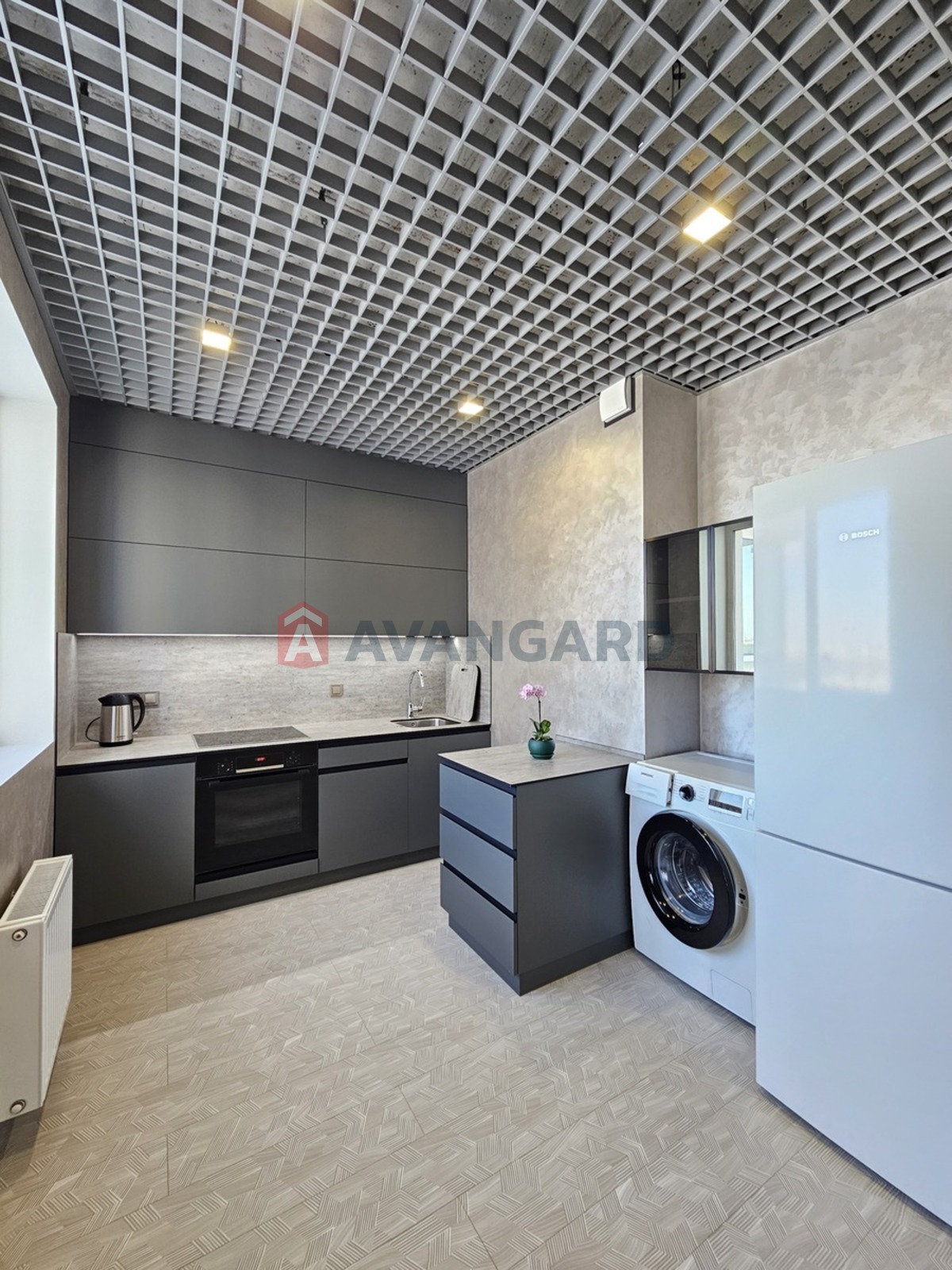 1 ��. ��������, 35/17/9 ��. �., 18/23 ������ ���� 3