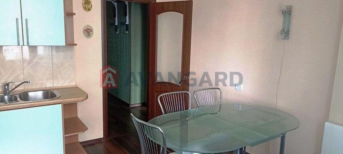 2 ��. ��������, 65/30/12 ��. �., 3/20 ������ ���� 1