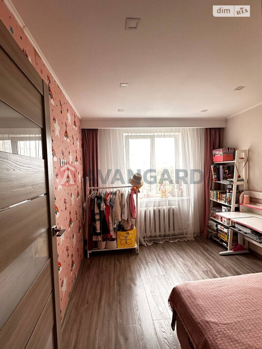 3 . , 65/37/7 . ., 9/9   2