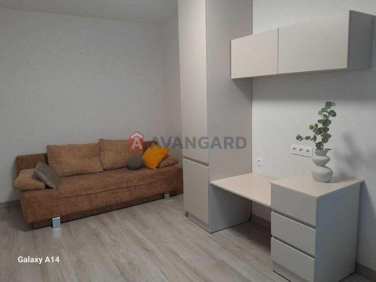 1 ��. ��������, 37/-/8 ��. �., 9/25 ������ ���� 11