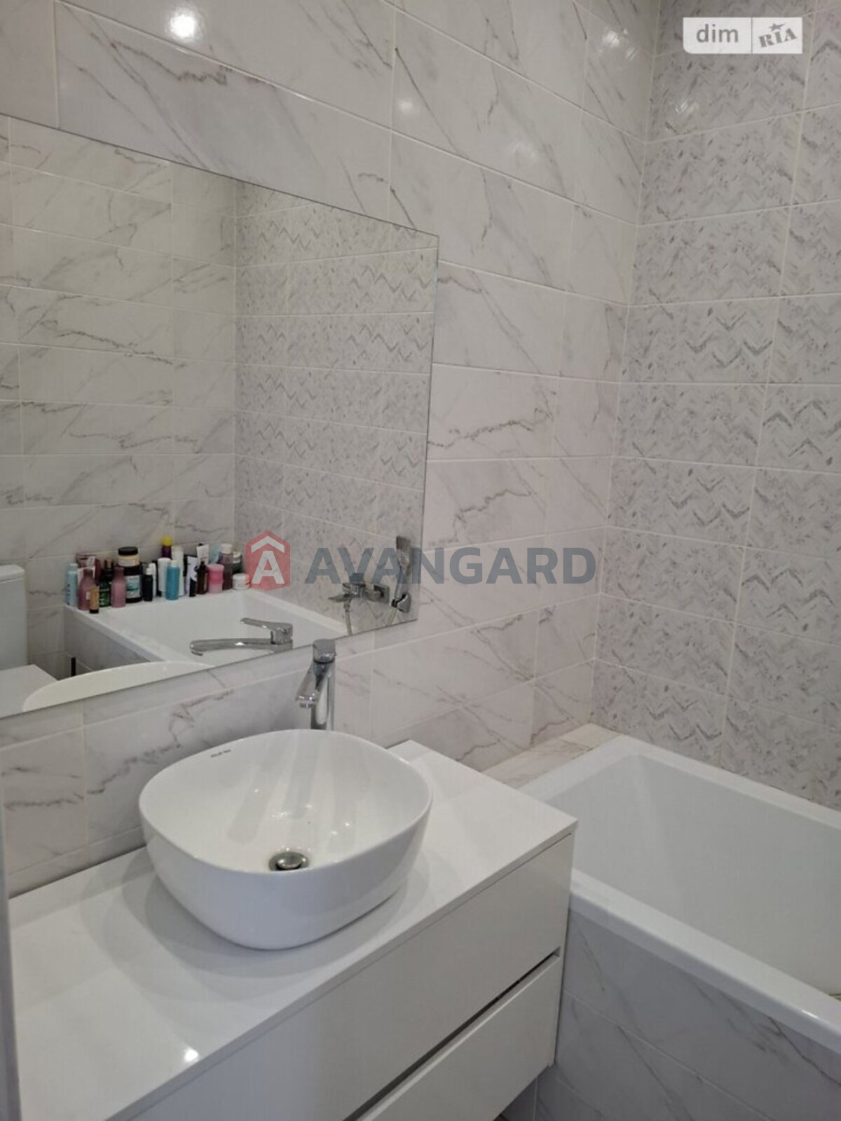 2 ��. ��������, 86/60/20 ��. �., 10/11 ������ ���� 5