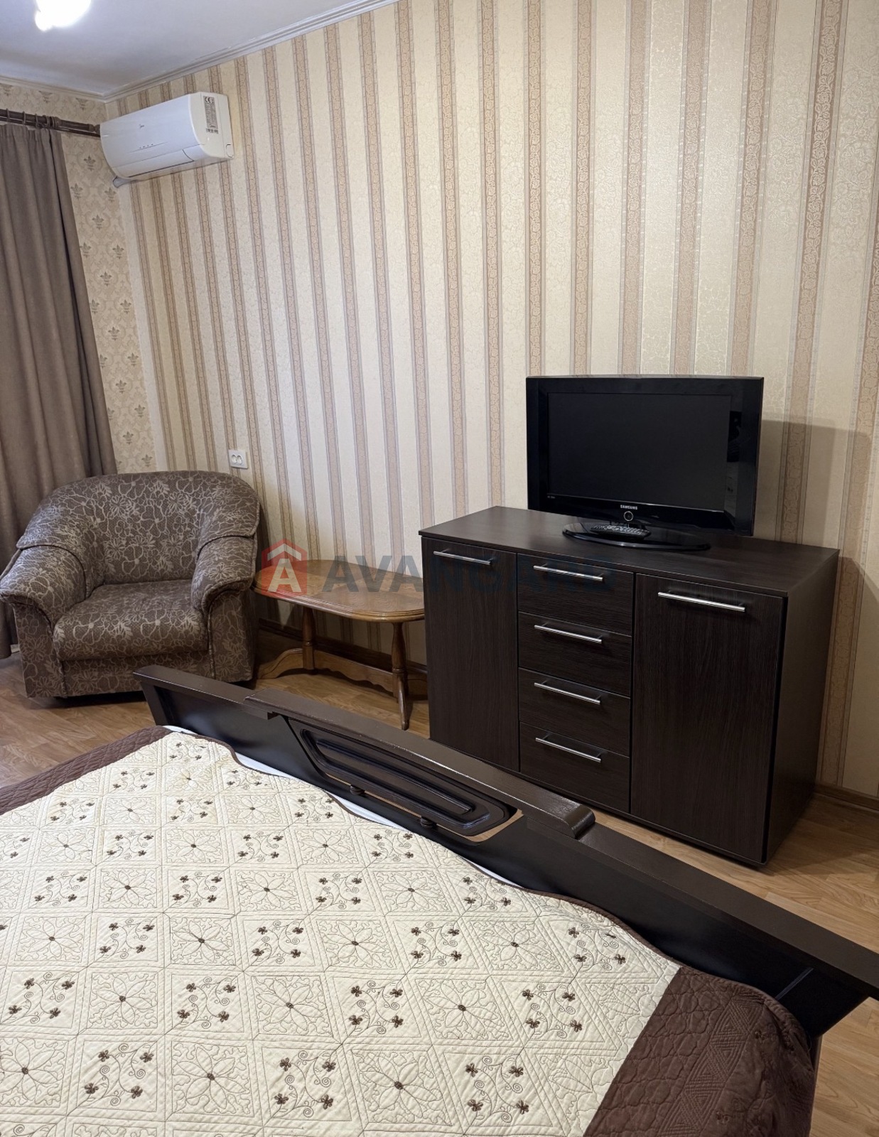 1 ��. ��������, 38,8 /-/10 ��. �., 3/9 ������ ���� 7