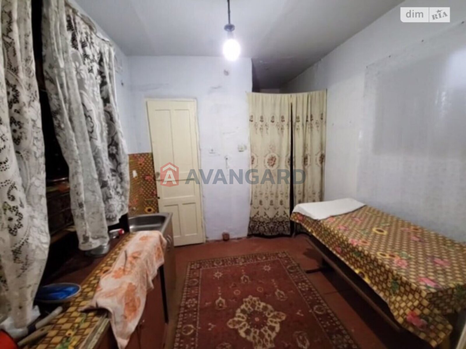 2 ��. ��������, 47/-/18 ��. �., 1/2 ������ ���� 1