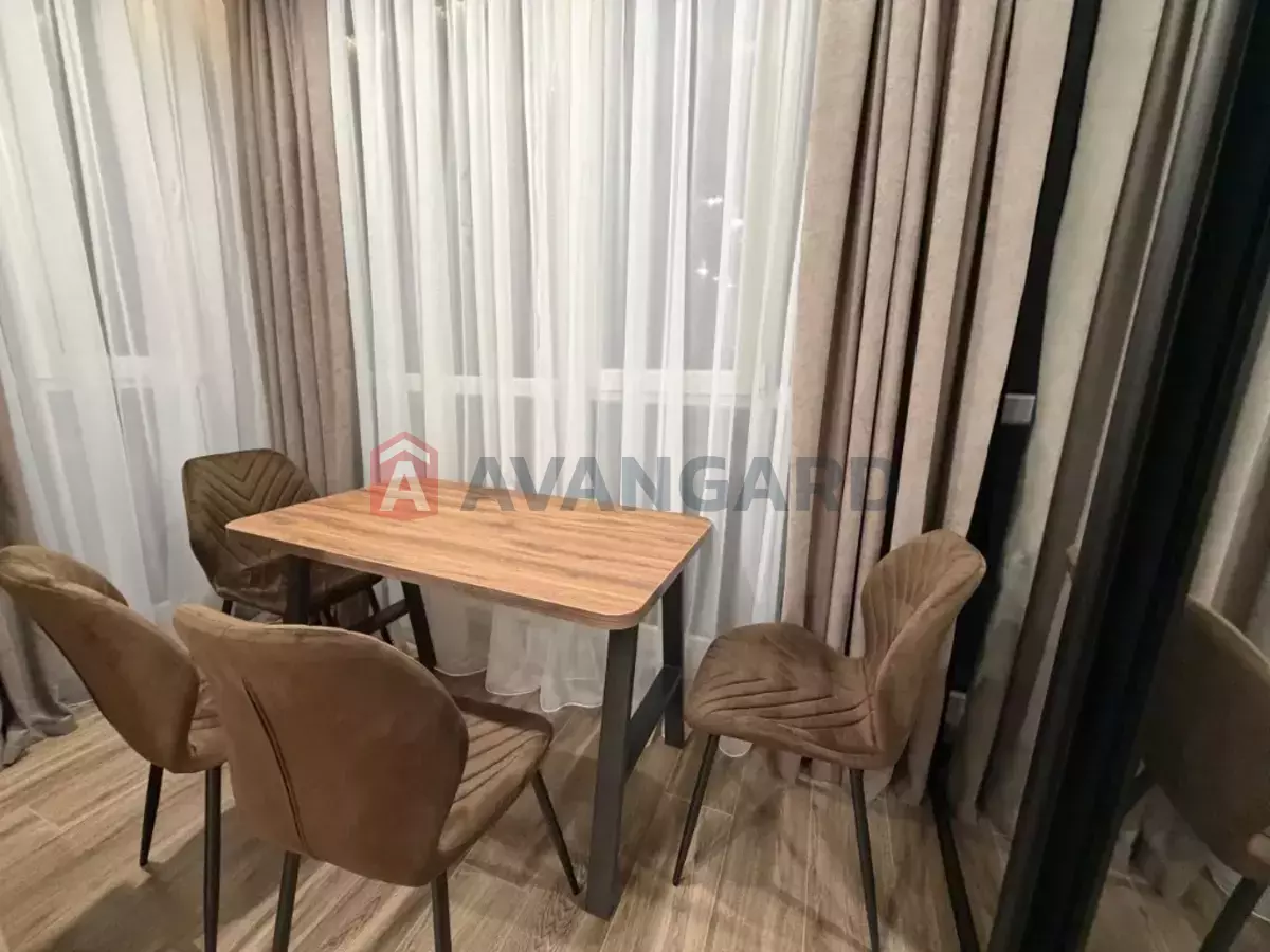 2 ��. ��������, 73/40/15 ��. �., 6/10 ������ ���� 3