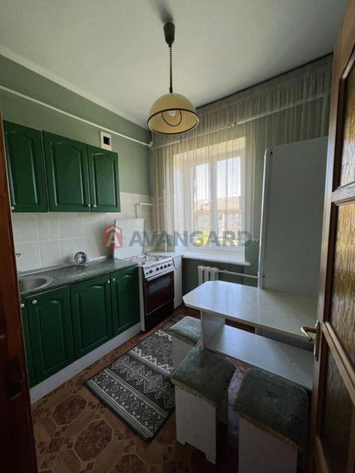 2 ��. ��������, 42/-/6 ��. �., 5/5 ������ ���� 6