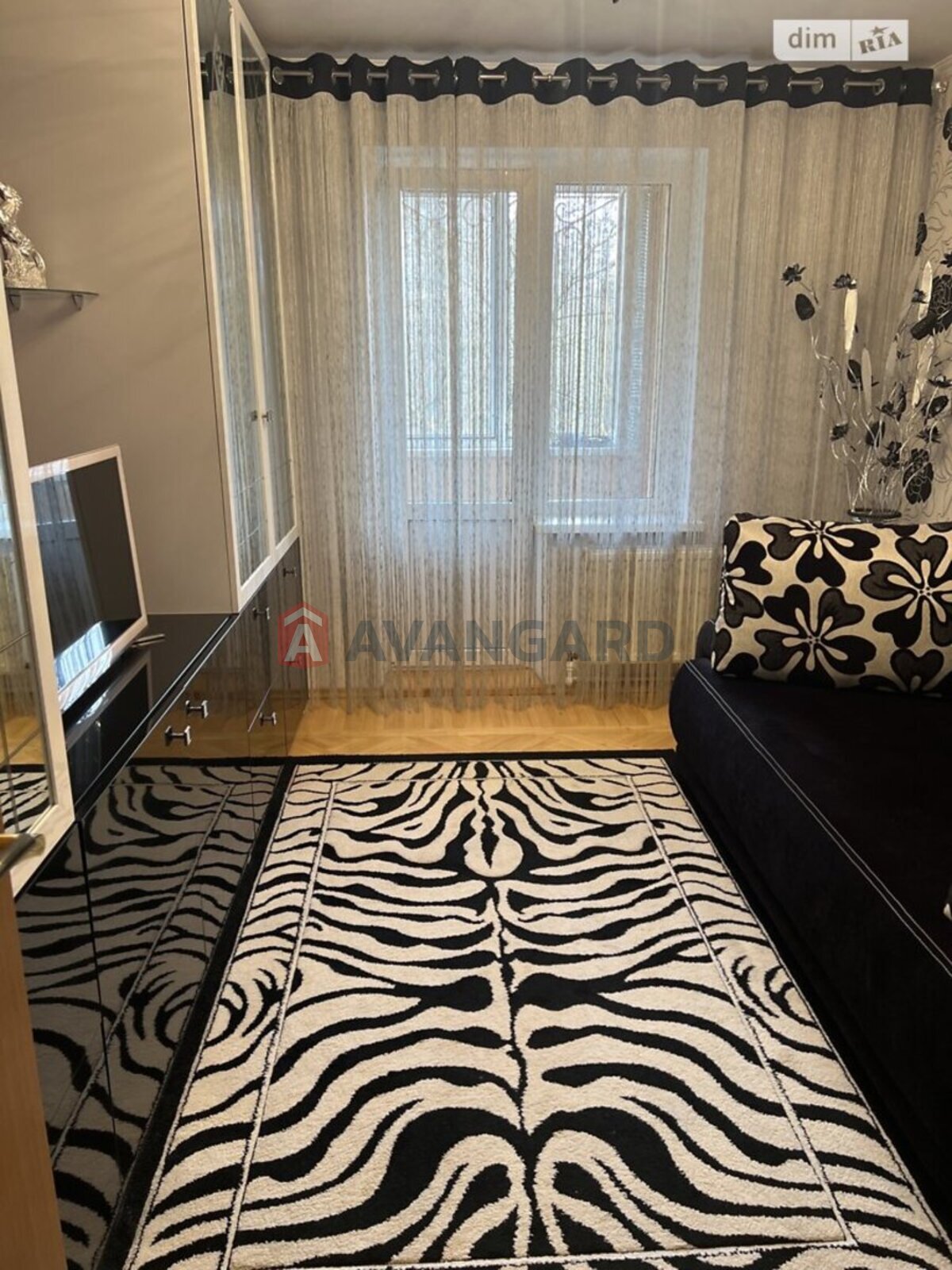 3 ��. ��������, 62/38/9 ��. �., 2/10 ������ ���� 9