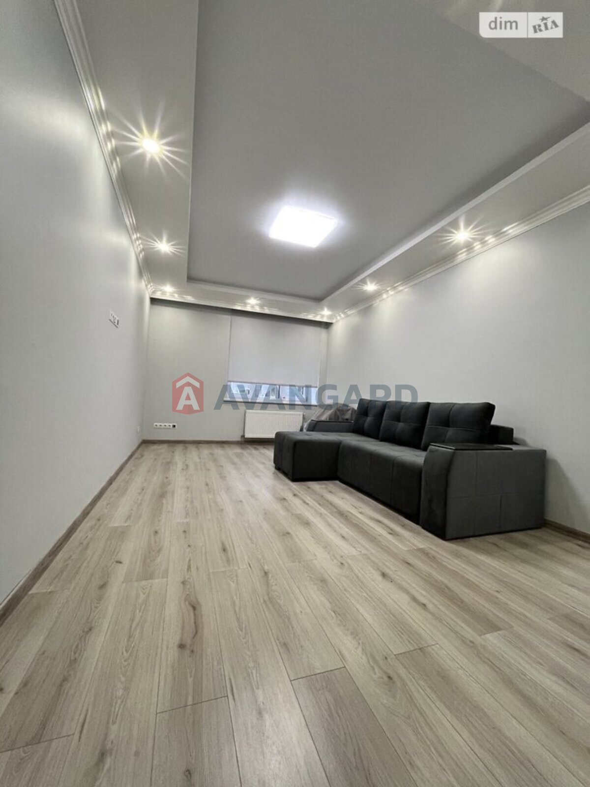 2 ����. ��������, 67/-/- ��. �., 1/8 ���� ���� 5