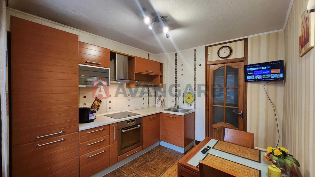 2 ��. ��������, 64/-/9 ��. �., 4/10 ������ ���� 12