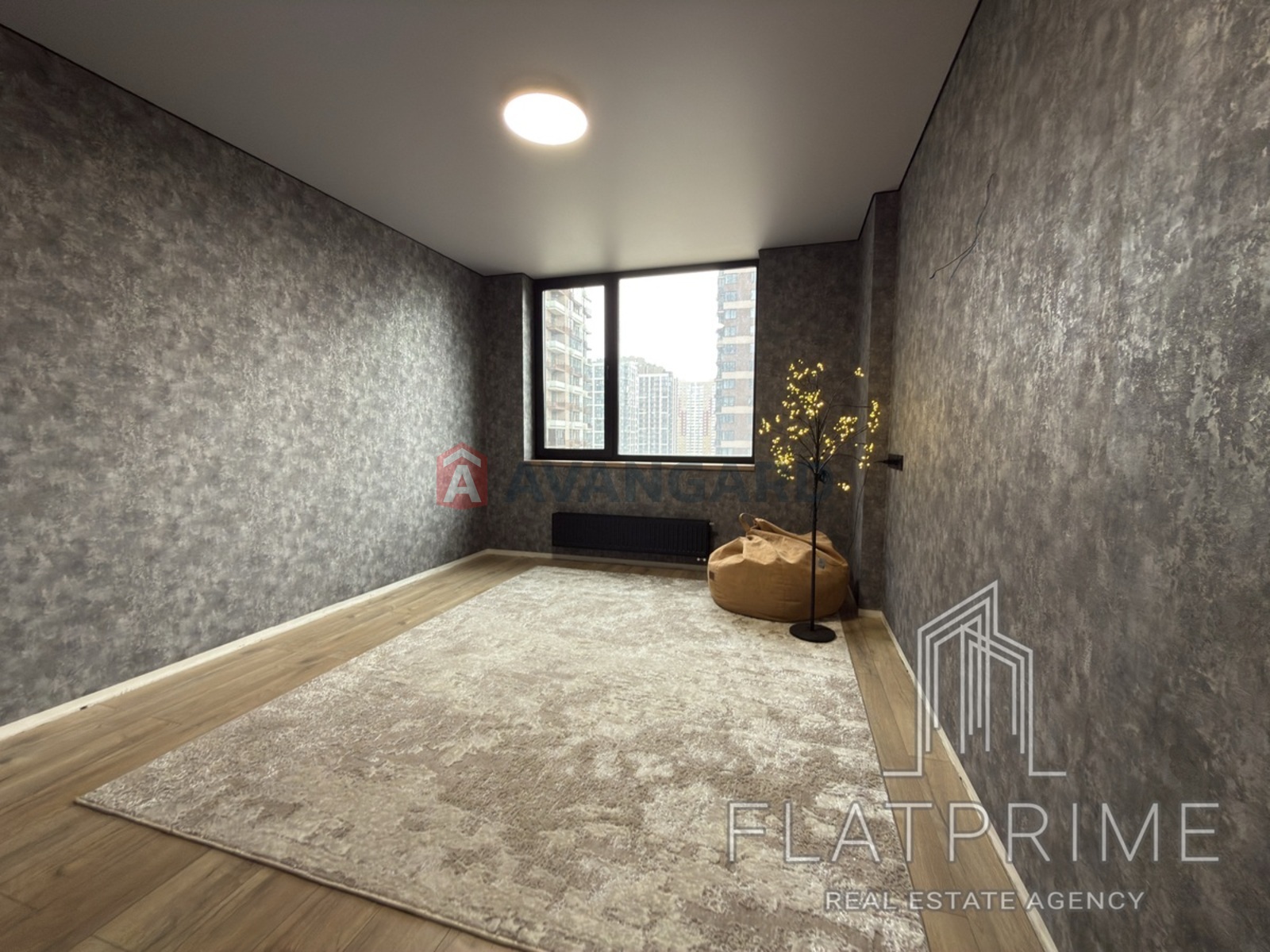 1 ��. ��������, 43/14/16 ��. �., 6/25 ������ ���� 2