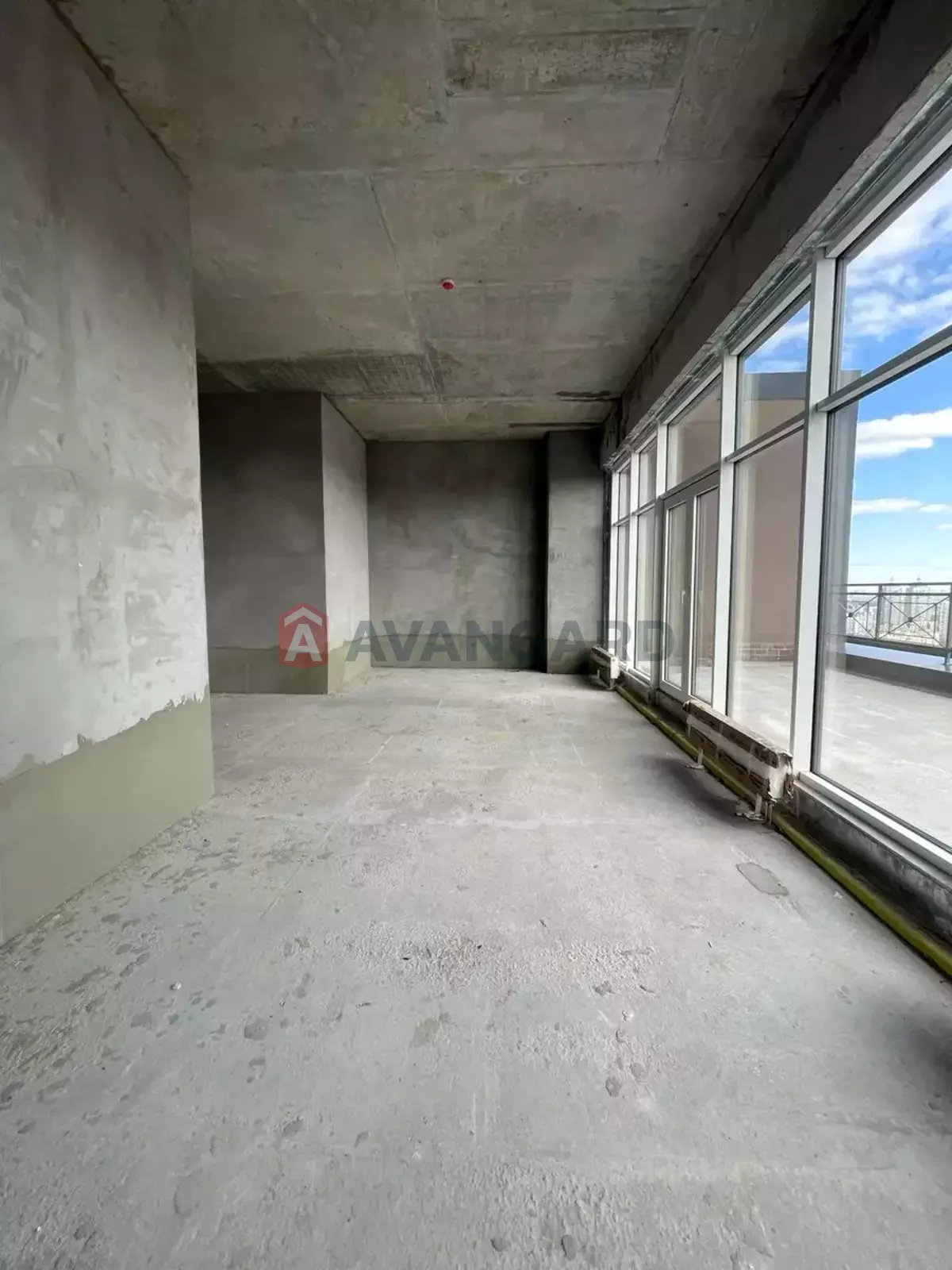 6 ��. ��������, 515/250/45 ��. �., 25/27 ������ ���� 12