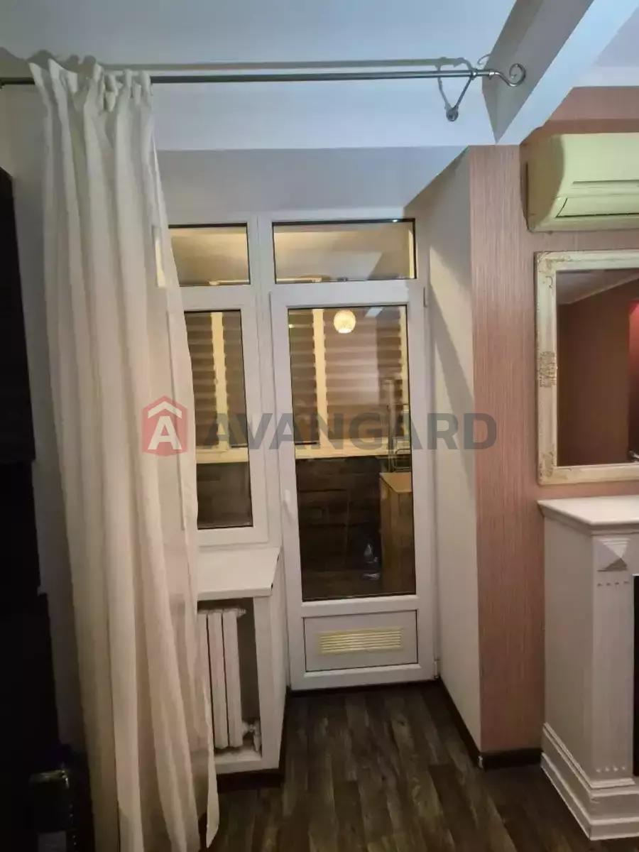 1 ����. ��������, 40/25/18 ��. �., 6/9 ���� ���� 11