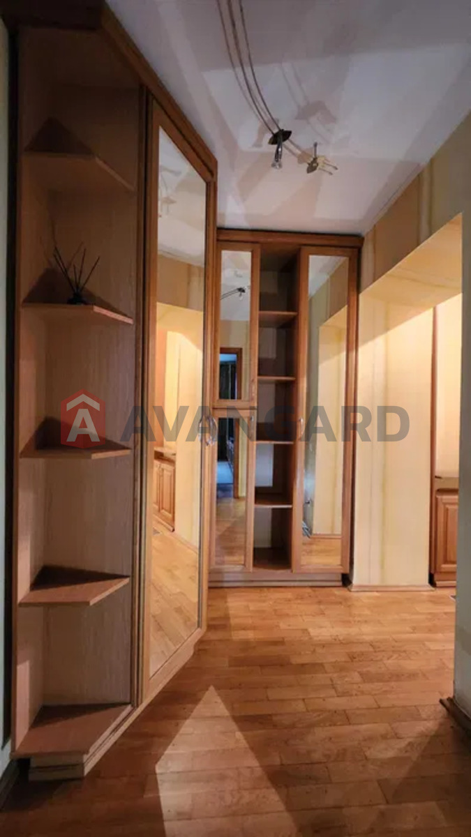 2 ��. ��������, 64/-/9 ��. �., 4/10 ������ ���� 7