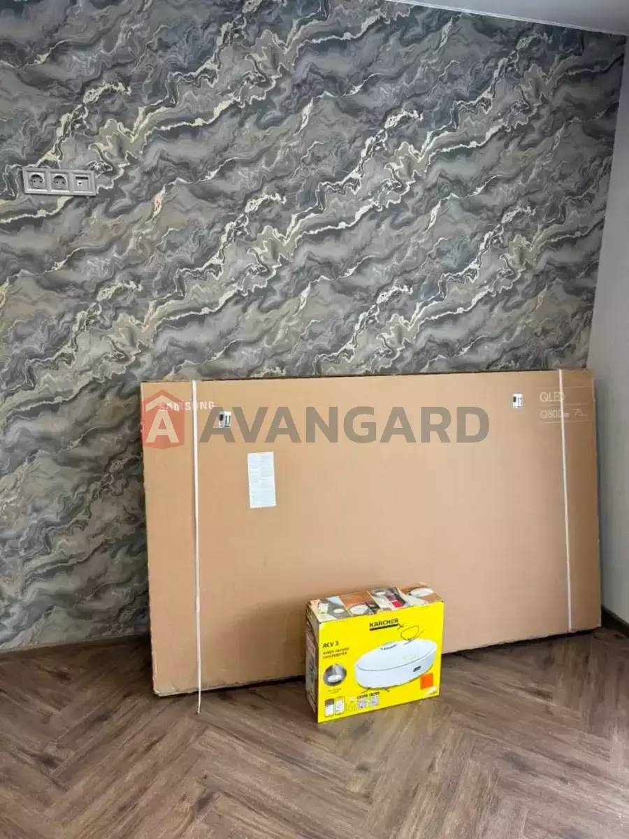 3 ��. ��������, 68/-/10 ��. �., 3/9 ������ ���� 8