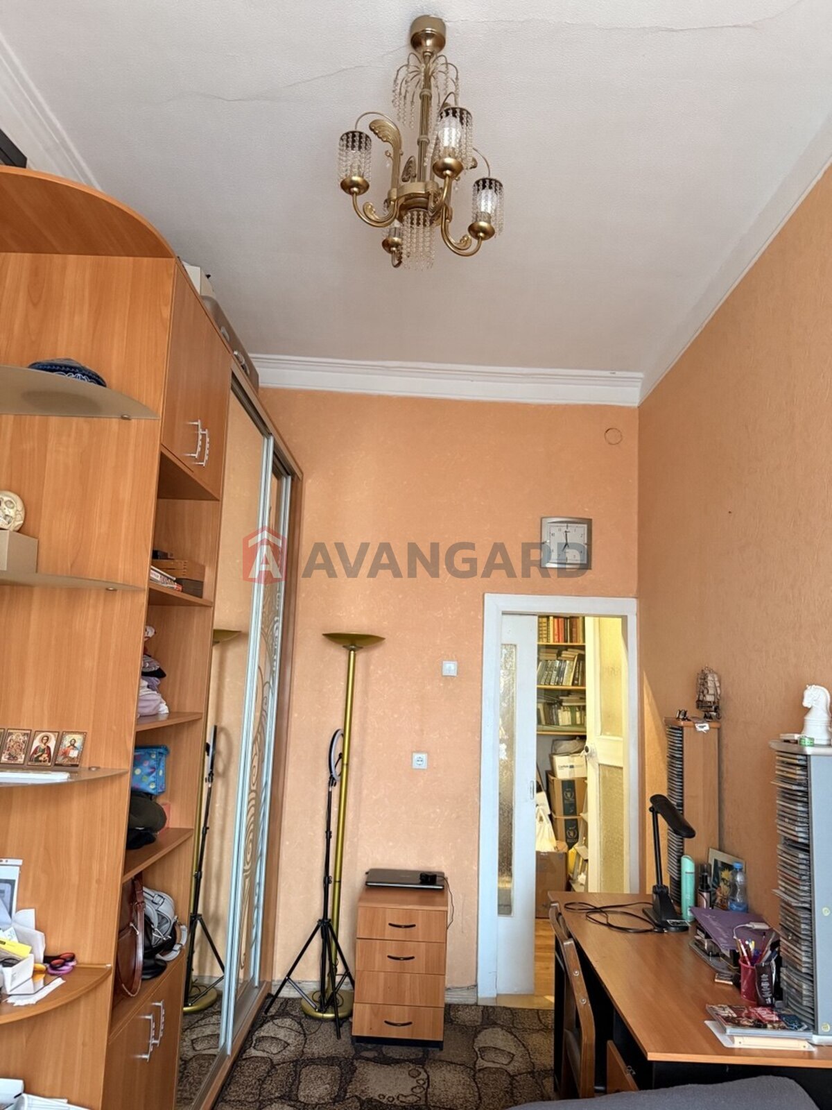 3 ��. ��������, 78/-/10 ��. �., 4/4 ������ ���� 20