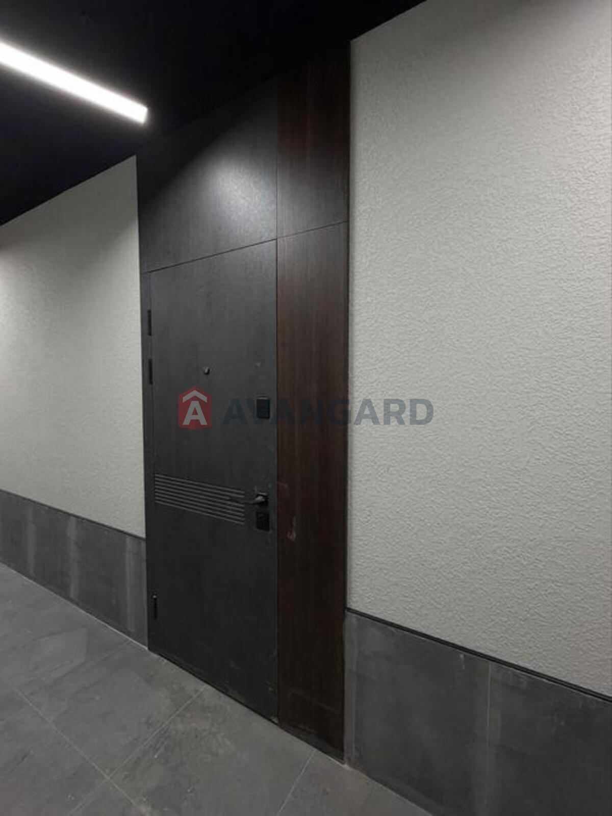 1 ��. ��������, 51/-/19 ��. �., 2/5 ������ ���� 1