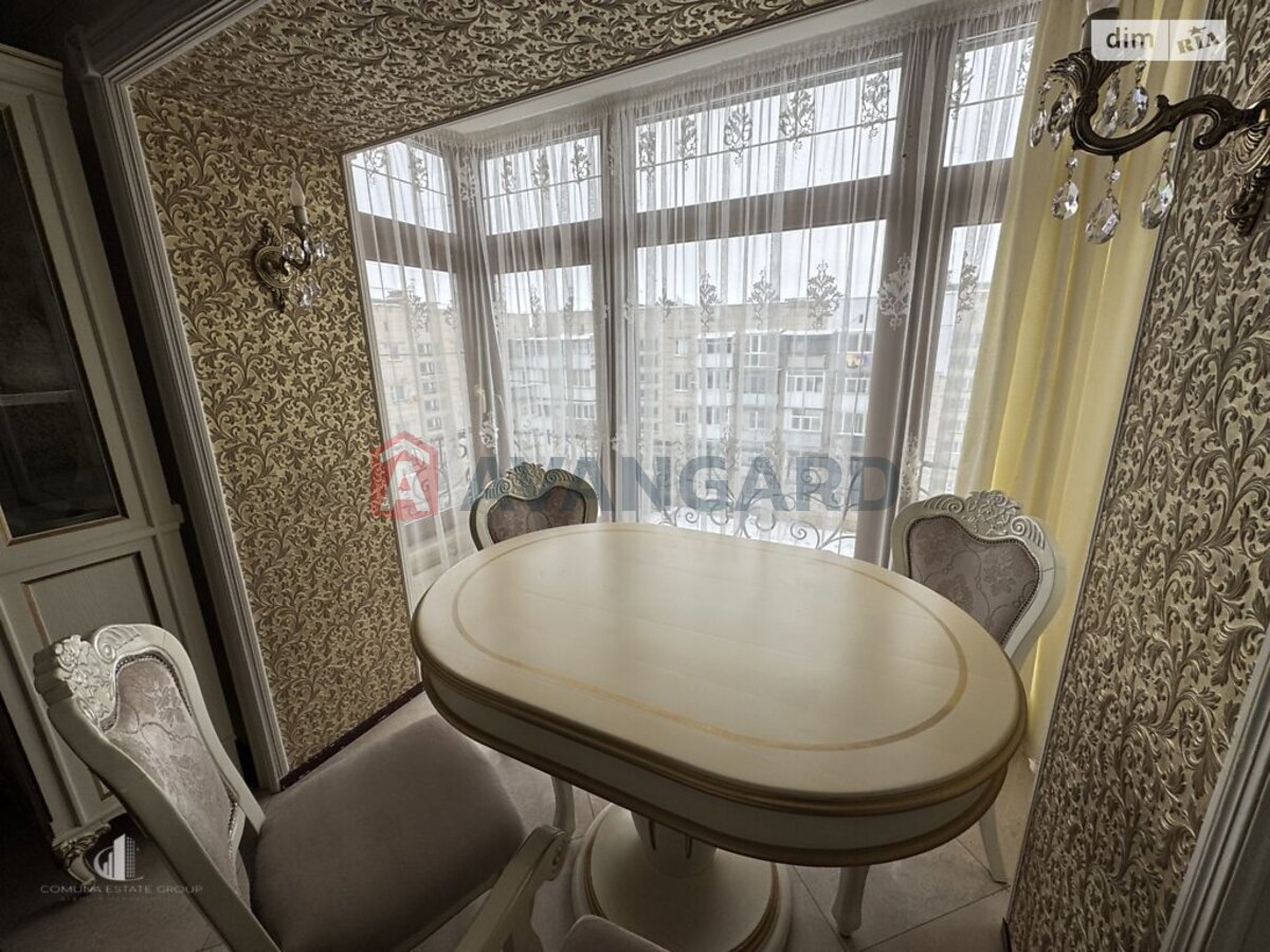 3 ����. ��������, 65/-/- ��. �., 5/5 ���� ���� 14