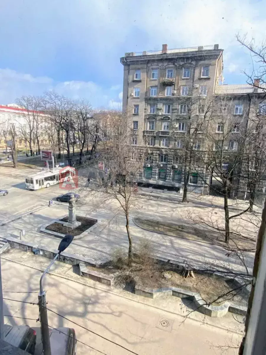 2 ��. ��������, 51/25/9 ��. �., 4/5 ������ ���� 4