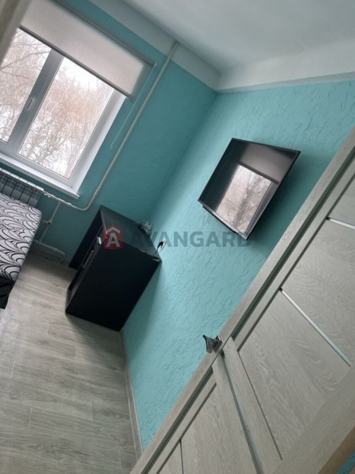 3 ����. ��������, 68/-/8 ��. �., 5/9 ���� ���� 6