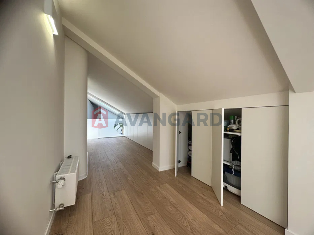 3 ��. ��������, 100/-/24 ��. �., 7/7 ������ ���� 11