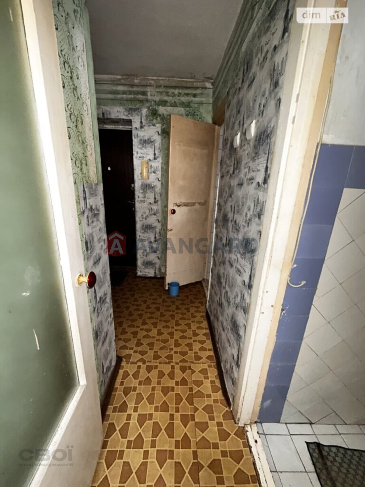 2 ��. ��������, 51/30/7 ��. �., 9/9 ������ ���� 4