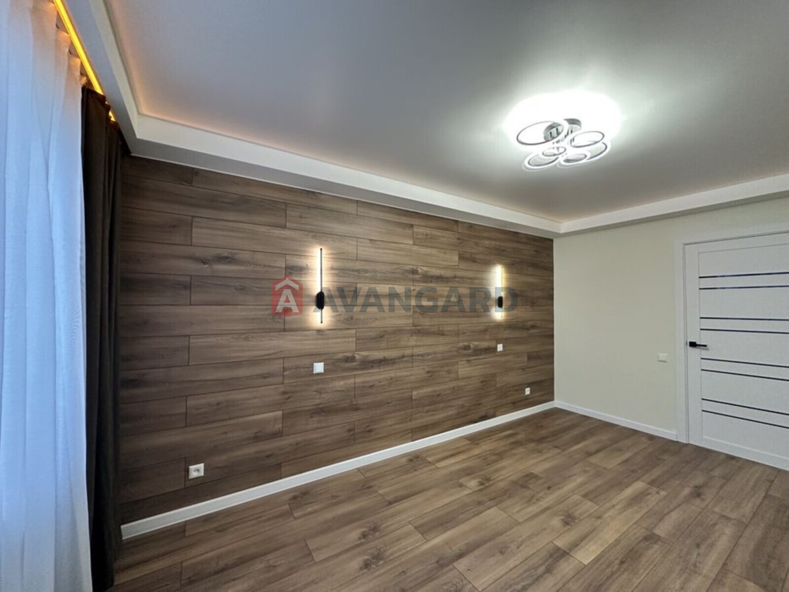 3 ��. ��������, 54/-/6 ��. �., 4/5 ������ ���� 12