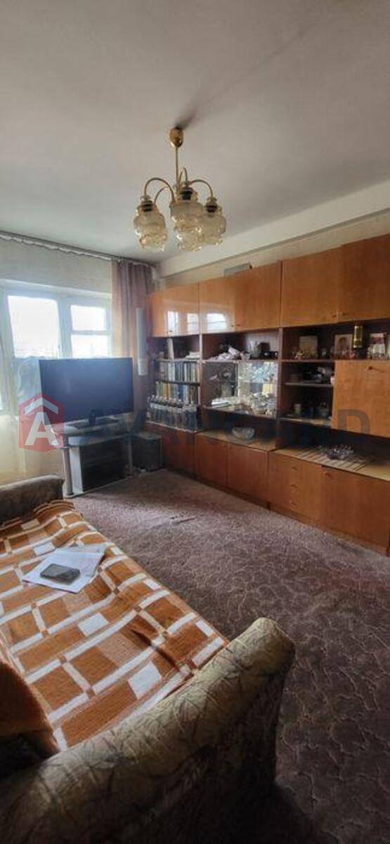 2 ��. ��������, 40/-/40 ��. �., 3/5 ������ ���� 3