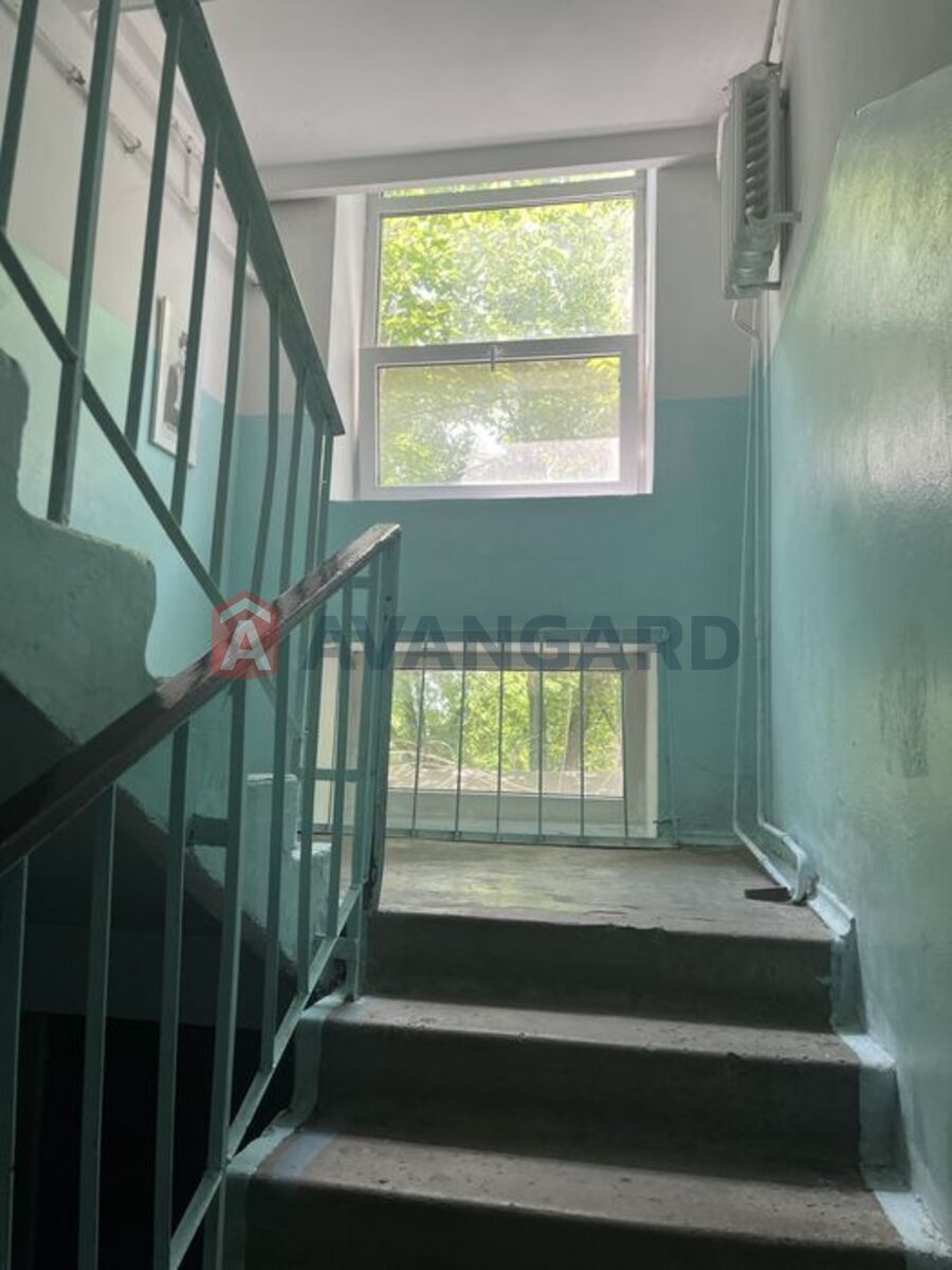 2 ��. ��������, 48/-/7 ��. �., 4/5 ������ ���� 11