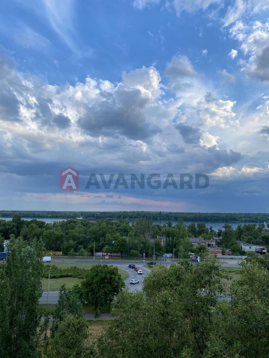 3 ��. ��������, 68/-/9 ��. �., 9/9 ������ ���� 2