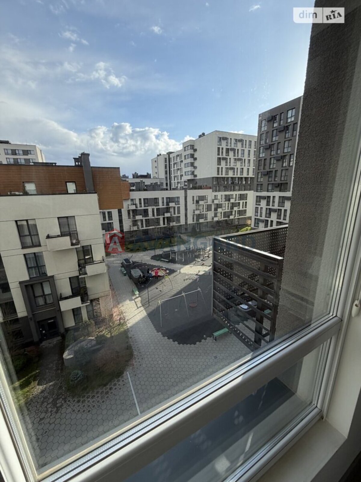 1 ��. ��������, 43/-/- ��. �., 5/5 ������ ���� 14