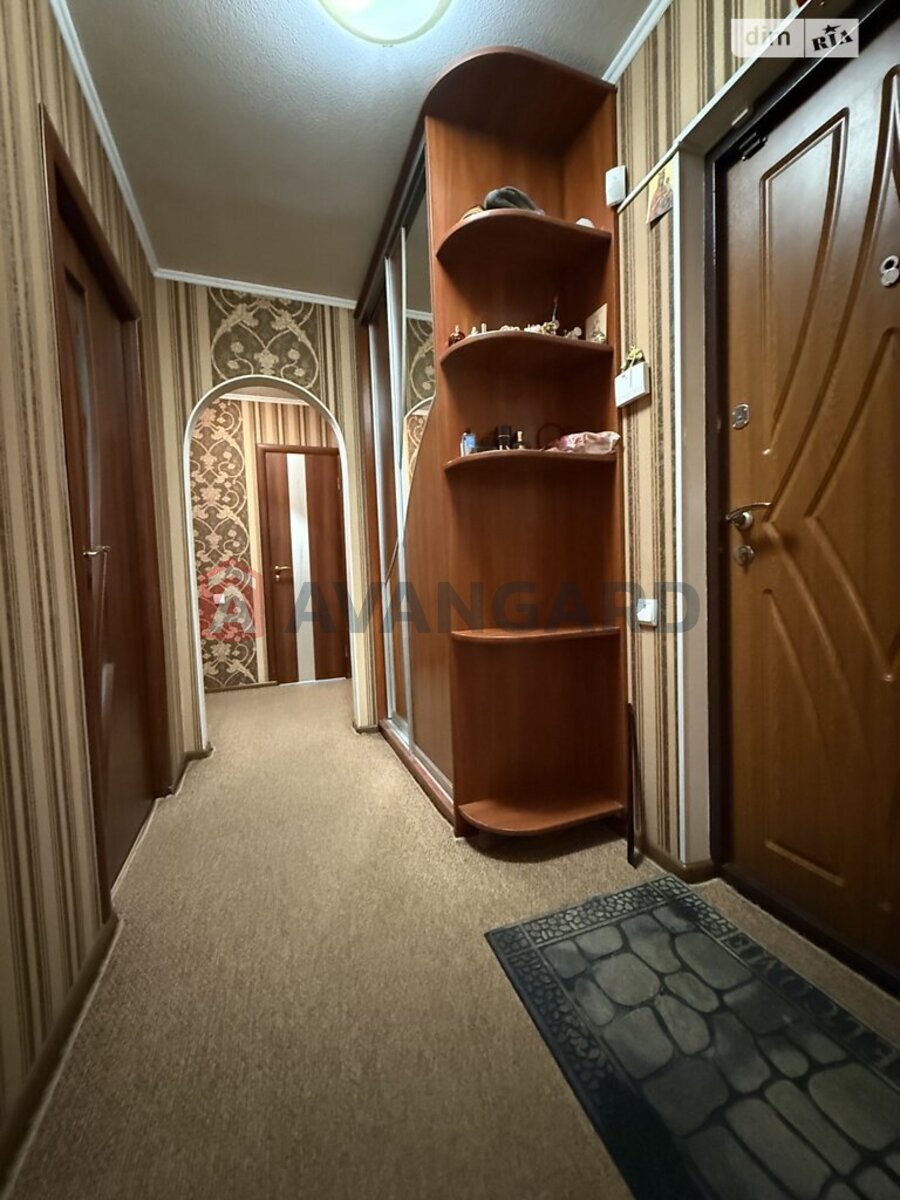 2 ����. ��������, 50/29/8 ��. �., 3/9 ���� ���� 15