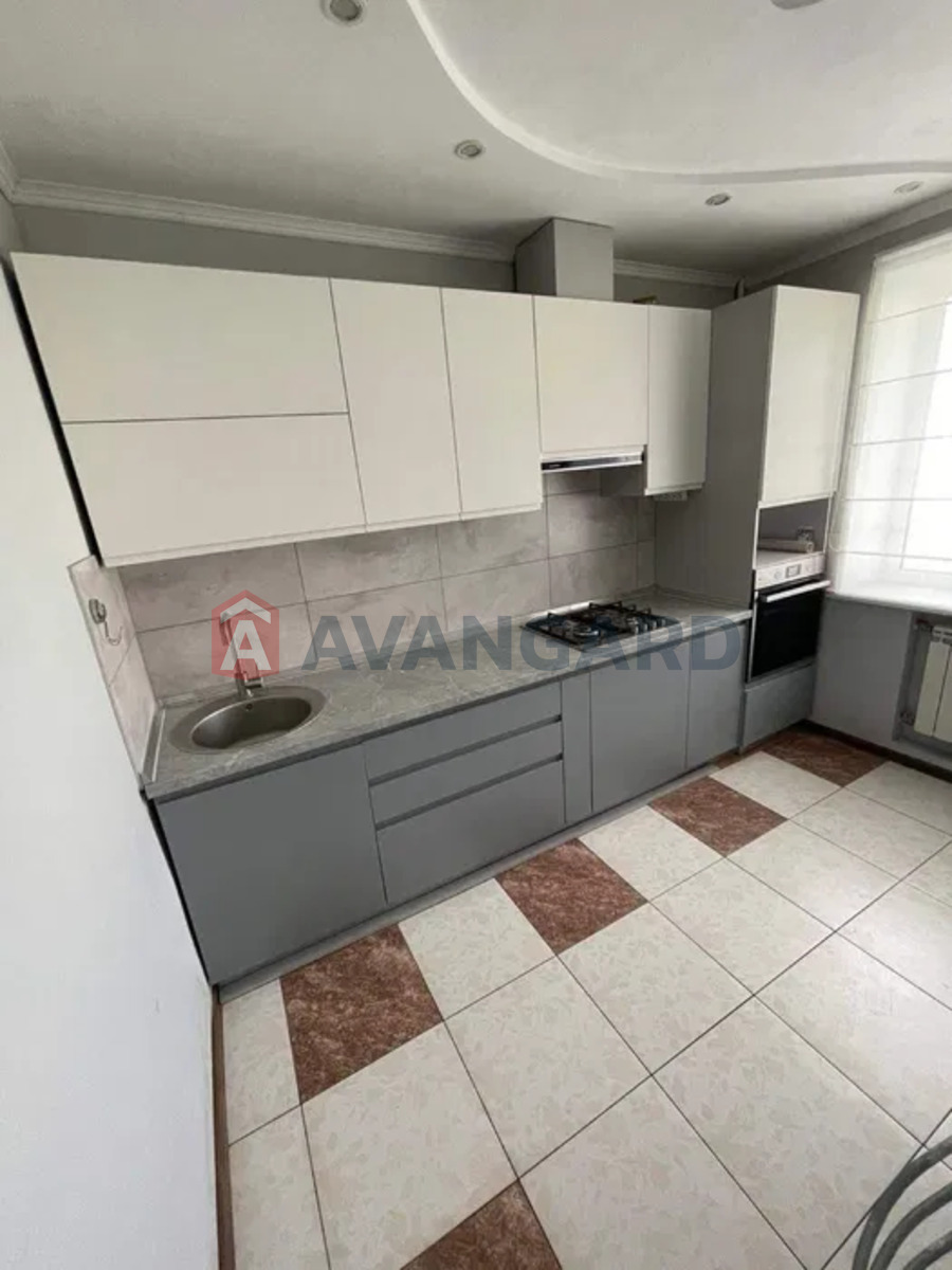 2 ����. ��������, 55/-/10 ��. �., 7/10 ���� ���� 3