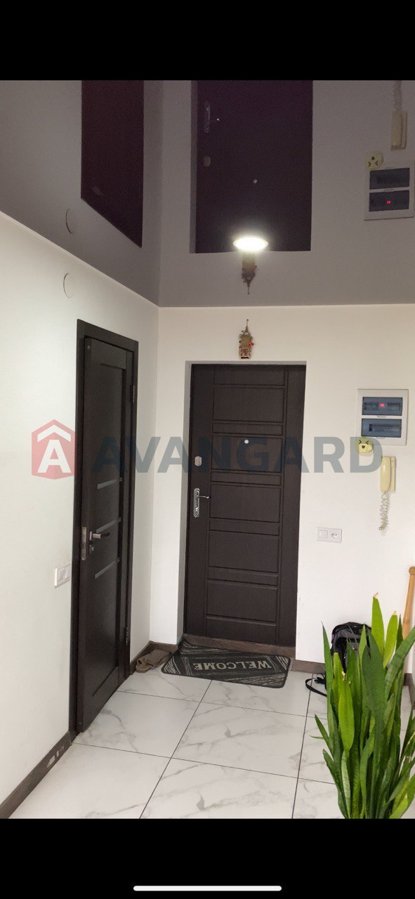 3 . , 70/-/8 . ., 4/9   16